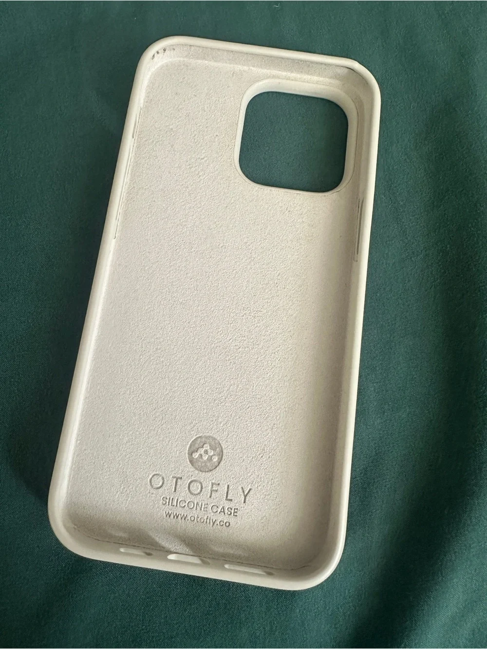 iPhone 14 Pro Max Cream Case with Pink Octobuddy